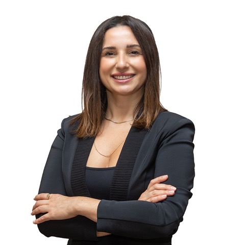 Ayla Dövücü Salık